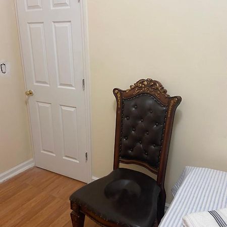 A Beautiful Room In Queens New York Exterior photo
