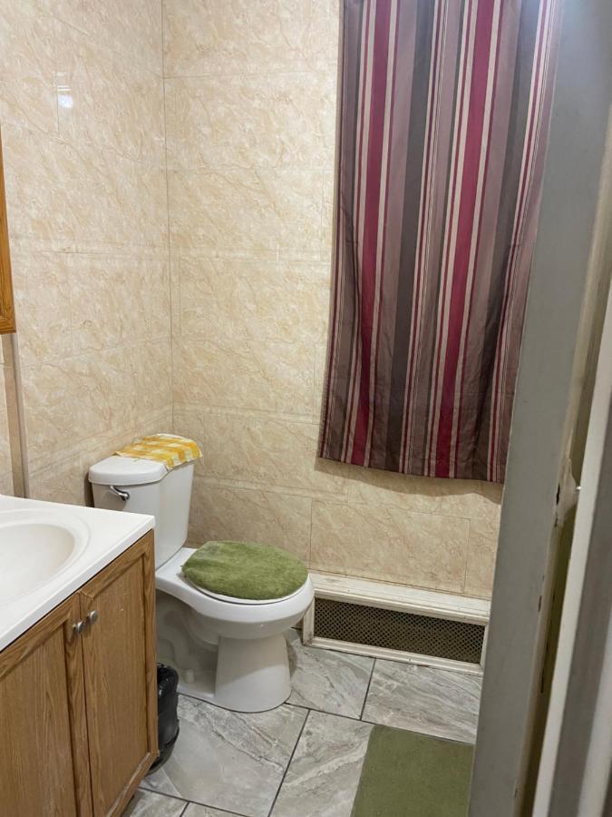 A Beautiful Room In Queens New York Exterior photo